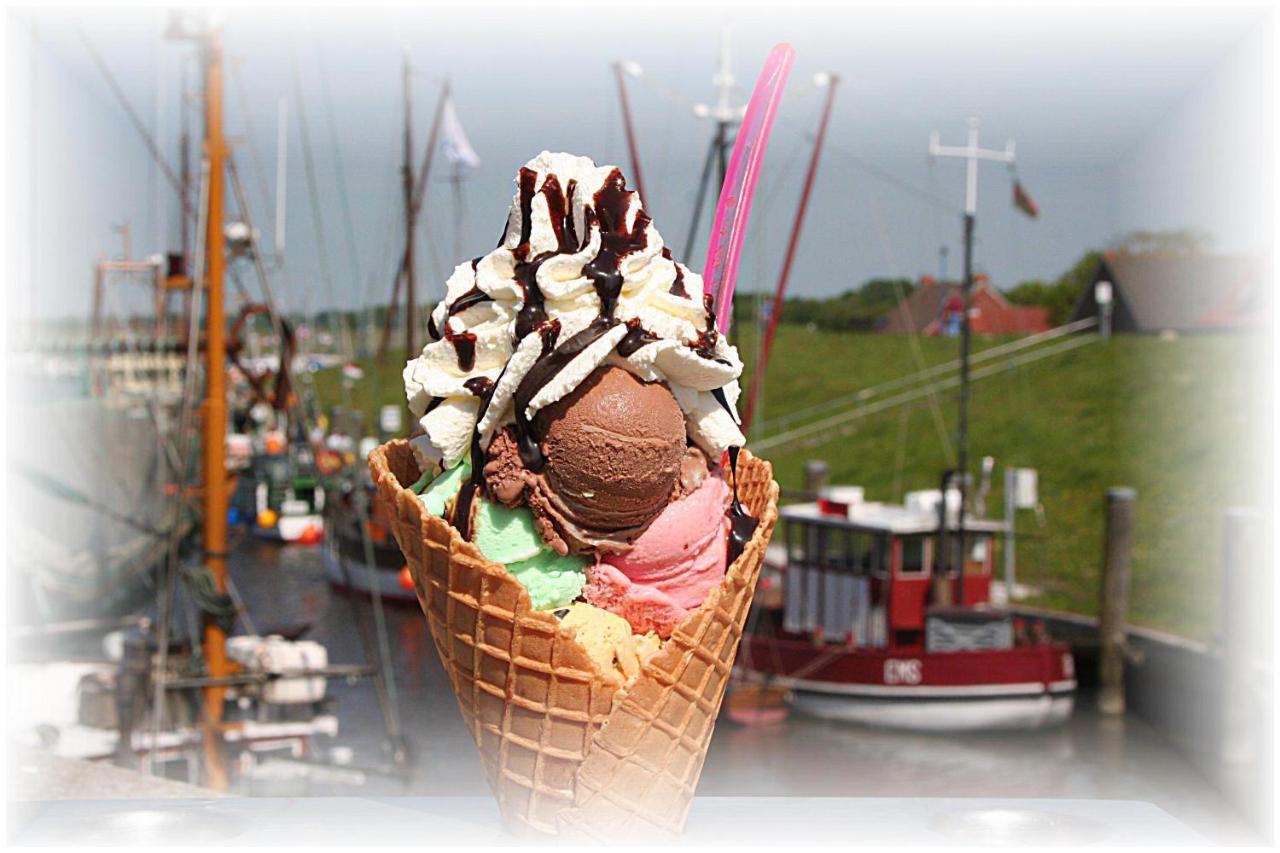 Oltmanns Ferienhaus Bummert Am Hafen Greetsiel Luaran gambar