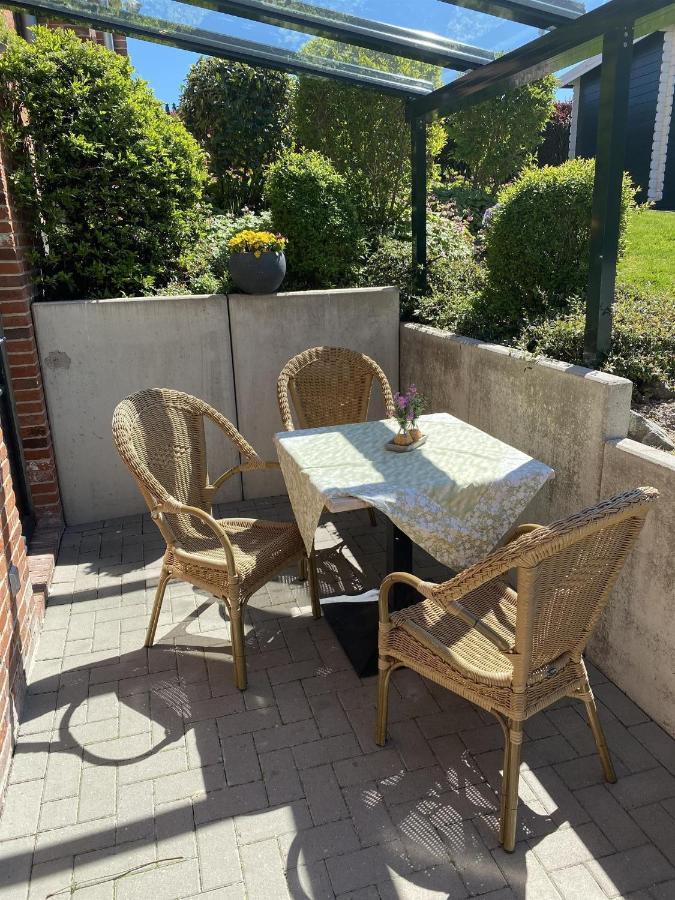Oltmanns Ferienhaus Bummert Am Hafen Greetsiel Luaran gambar