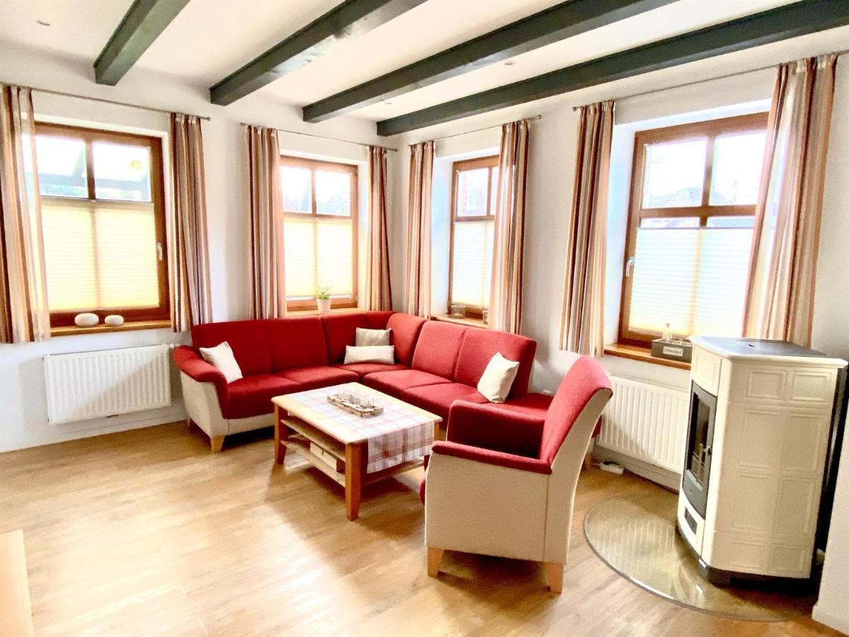 Oltmanns Ferienhaus Bummert Am Hafen Greetsiel Luaran gambar