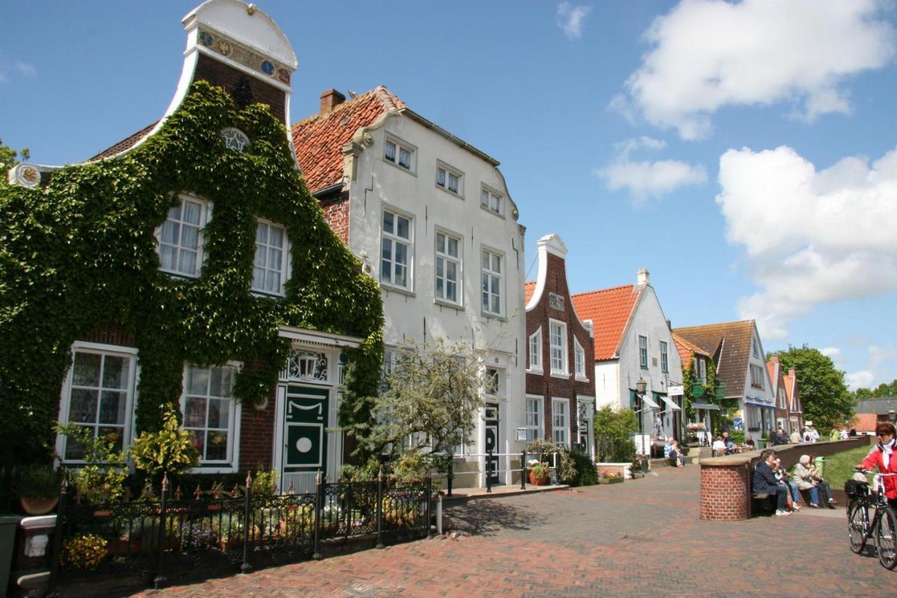 Oltmanns Ferienhaus Bummert Am Hafen Greetsiel Luaran gambar