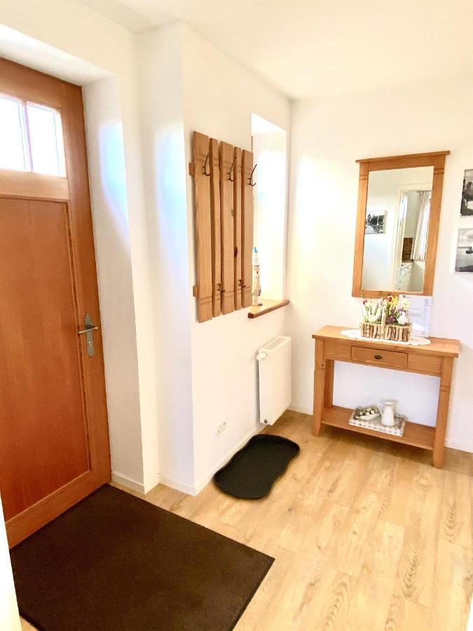 Oltmanns Ferienhaus Bummert Am Hafen Greetsiel Luaran gambar