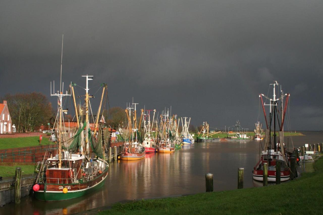 Oltmanns Ferienhaus Bummert Am Hafen Greetsiel Luaran gambar